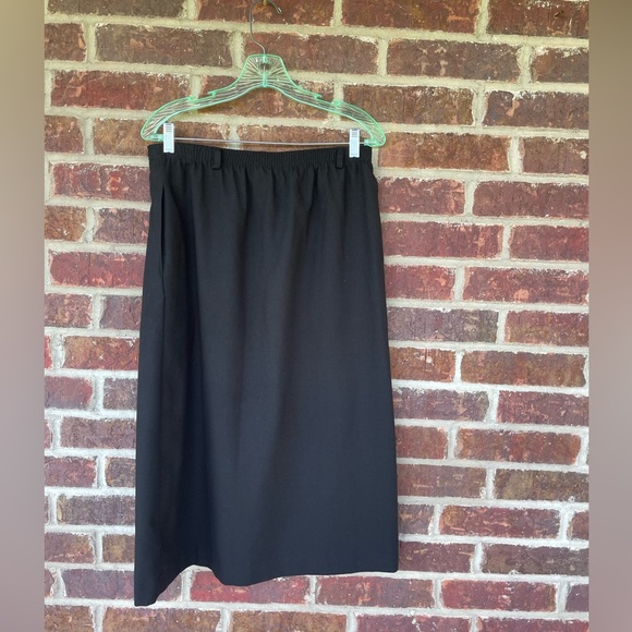 Ladies Vintage Black Orvis Elastic Waist Pull On Skirt With Pockets Size 12 - Picture 5 of 7
